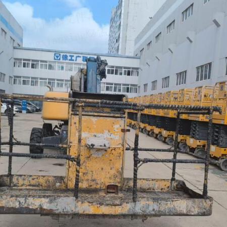 徐工GTBZ22S直臂式高空作业平台