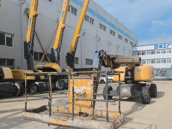 徐工GTBZ22S直臂式高空作業平臺