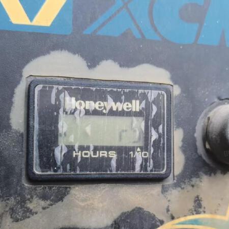 徐工GTBZ32S直臂式高空作业车