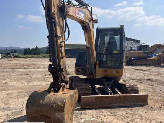 徐工XE60DA履帶式挖掘機