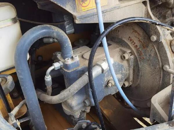 徐工XE60DA履帶式挖掘機