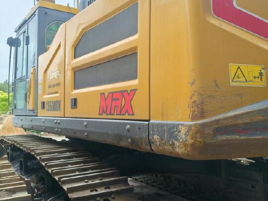 徐工XE600DK MAX履帶式挖掘機