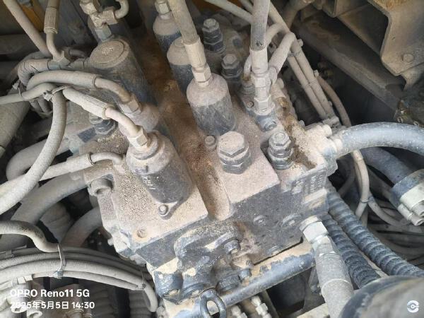 徐工XE600DK MAX履帶式挖掘機