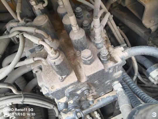 徐工XE600DK MAX履帶式挖掘機