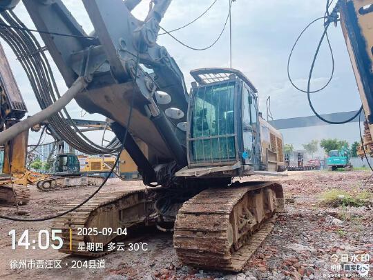 徐工XR240E旋挖鉆機