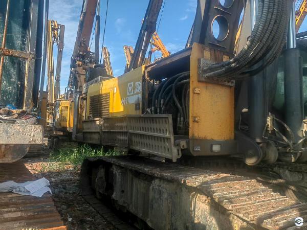 徐工XR240E旋挖鉆機