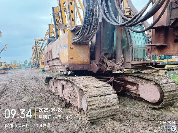 徐工XR240E旋挖鉆機(jī)