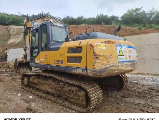 徐工XE215DA履帶式挖掘機