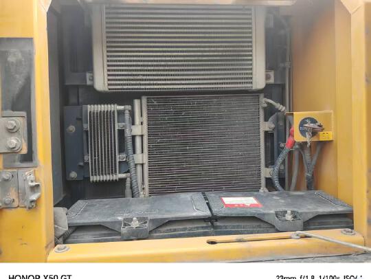 徐工XE215DA履帶式挖掘機