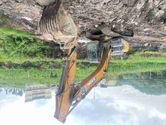 徐工XE200DA履帶式挖掘機