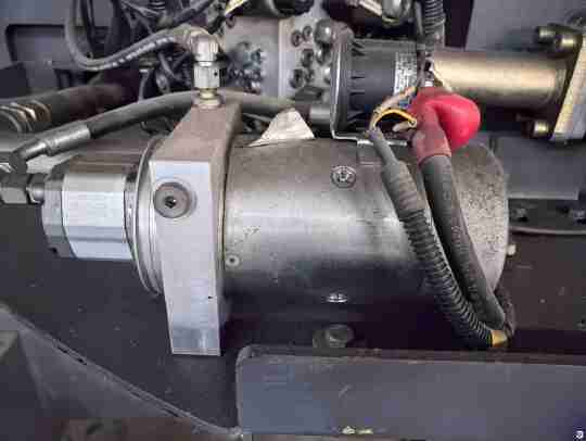 徐工GTBZ26S直臂式高空作業車