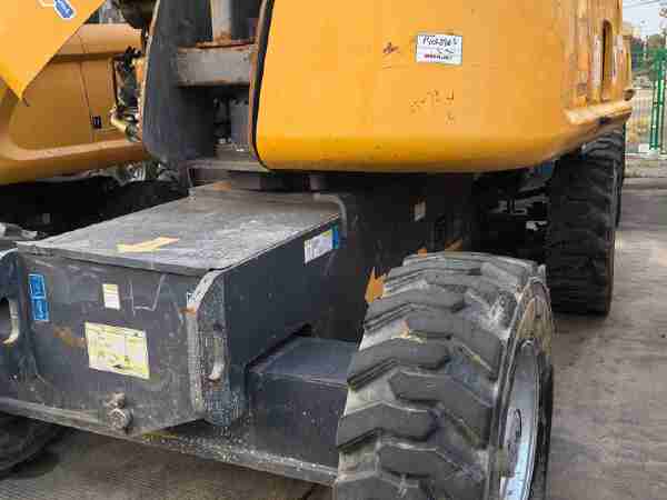 徐工GTBZ26S直臂式高空作業(yè)車