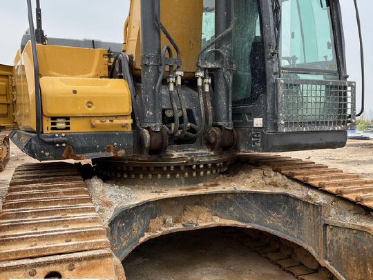 徐工XE380GK履帶式挖掘機