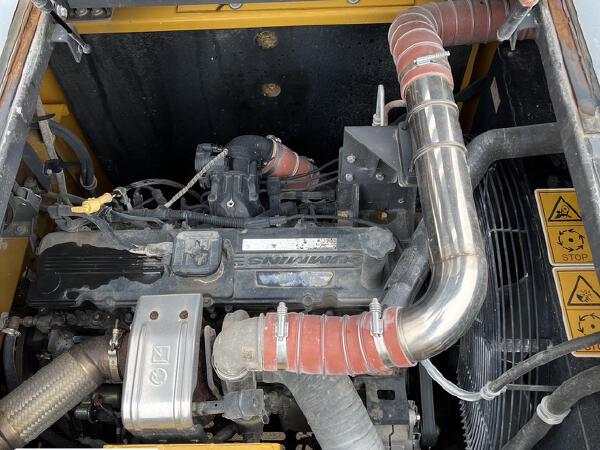 徐工XE380GK履帶式挖掘機