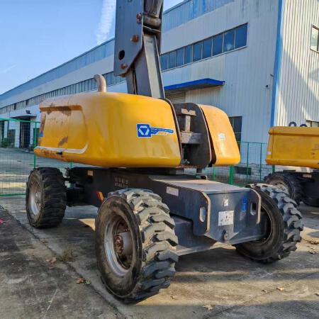 徐工GTBZ26S直臂式高空作业车