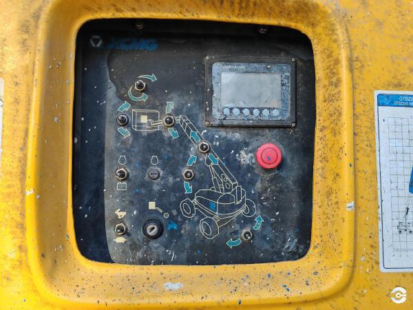 徐工GTBZ26S直臂式高空作業(yè)車