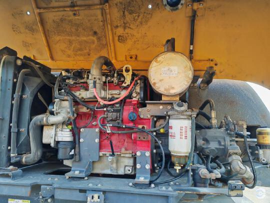 徐工GTBZ26S直臂式高空作業(yè)車