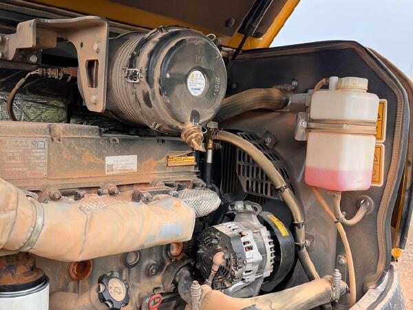 徐工XE60G履帶式挖掘機