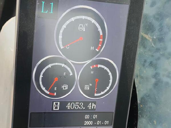 徐工XE200DA履帶式挖掘機(jī)