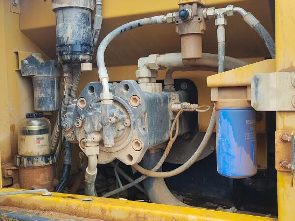 徐工XE200DA履帶式挖掘機(jī)