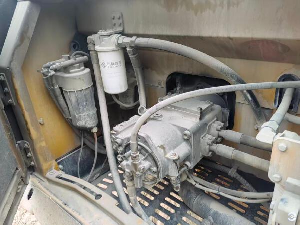 徐工XE380DK履帶式挖掘機