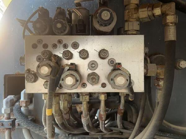 徐工GTBZ26S直臂式高空作業車