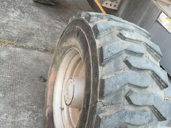 徐工GTBZ26S直臂式高空作業車