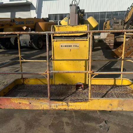 徐工GTBZ26S直臂式高空作业车