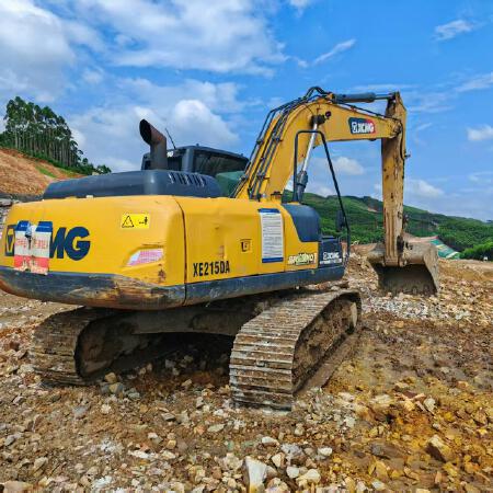 徐工XE215DA履带式挖掘机