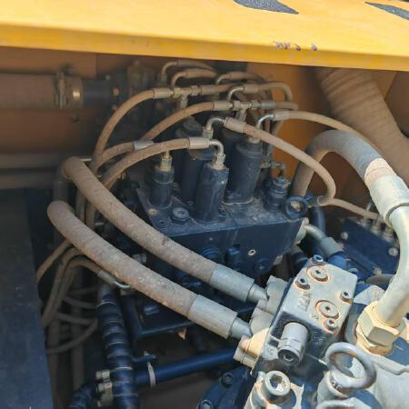 徐工XE215DA履带式挖掘机