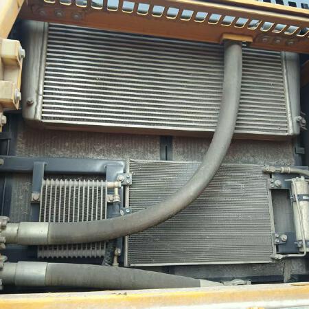 徐工XE380DK履带式挖掘机