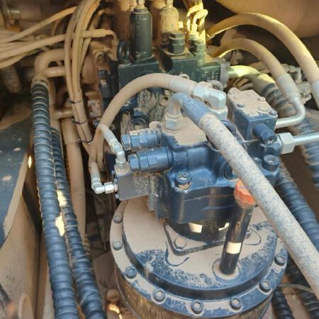 徐工XE400DK履带式挖掘机