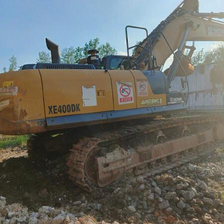 徐工XE400DK履带式挖掘机