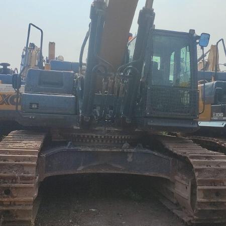 徐工XE490DK履带式挖掘机