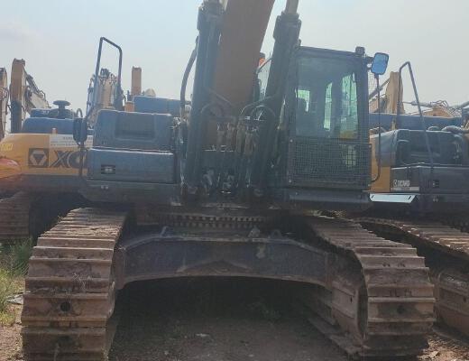 徐工XE490DK履带式挖掘机