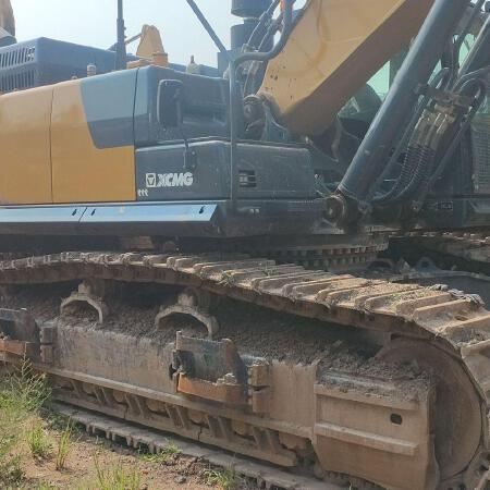 徐工XE490DK履带式挖掘机