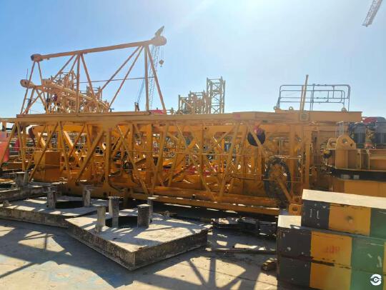 徐工XGT7022-12S塔式起重機