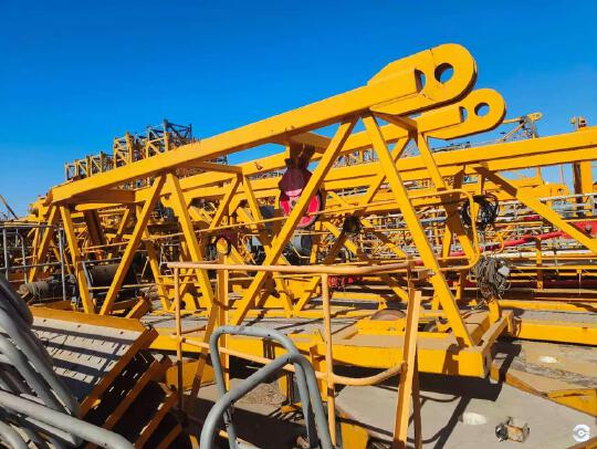 徐工XGT7022-12S塔式起重機