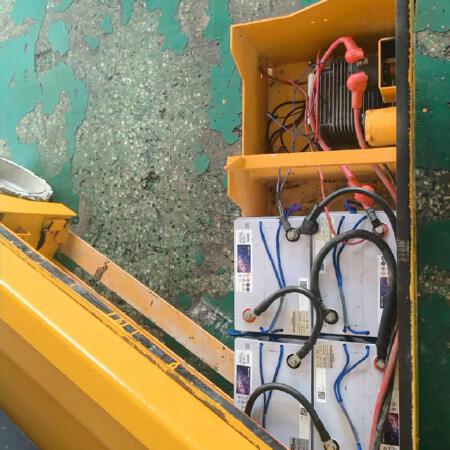 徐工GTJZ0607剪叉式高空作业平台