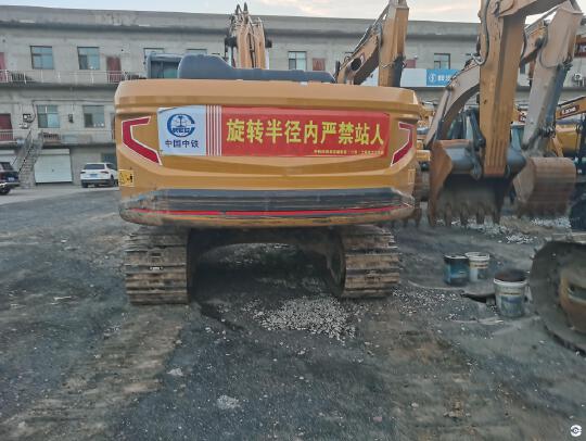 徐工XE205GA履带式挖掘机