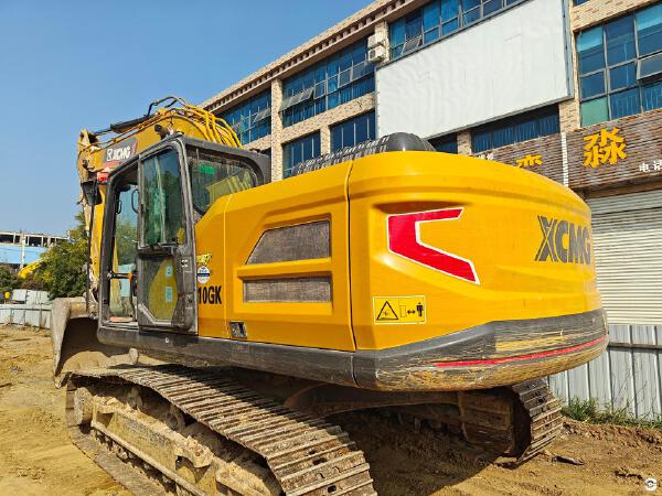 徐工XE245G履帶式挖掘機