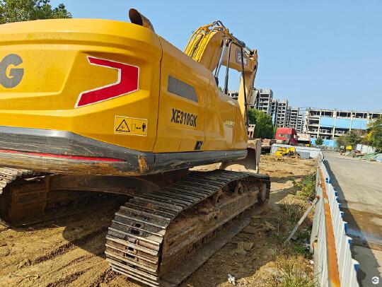徐工XE245G履帶式挖掘機