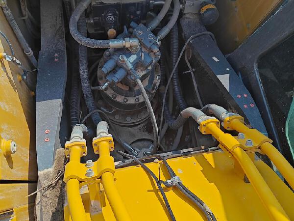 徐工XE245G履帶式挖掘機