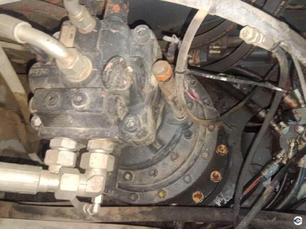 徐工XE335DK履帶式挖掘機