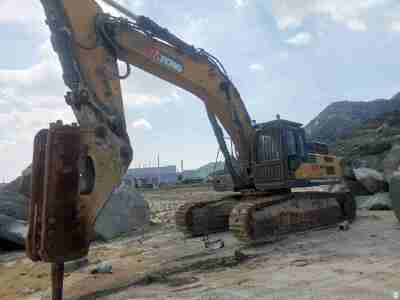 徐工XE550DK履带式挖掘机