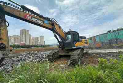 徐工XE490DK履帶式挖掘機