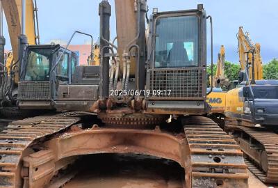 徐工XE490DK履带式挖掘机