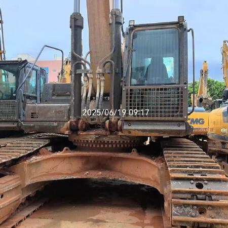 徐工XE490DK履带式挖掘机