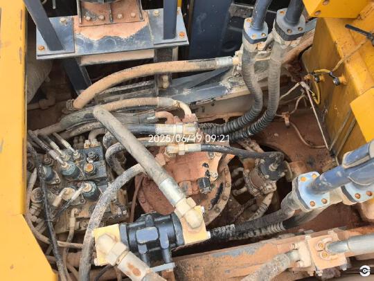 徐工XE490DK履带式挖掘机