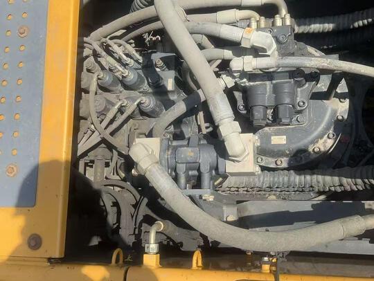 徐工XE490DK履带式挖掘机